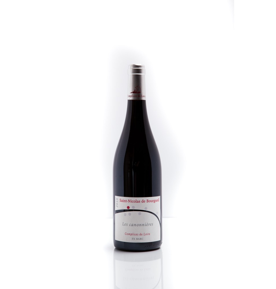 ST NICOLAS DE BOURGUEIL "LES CANNONIERES" 2023-75CL-13% Alc.-COMPLICES DE LOIRE ST NICOLAS DE BOURGUEIL "LES CANNONIERES" 2023-75CL-13% Alc.-COMPLICES DE LOIRE